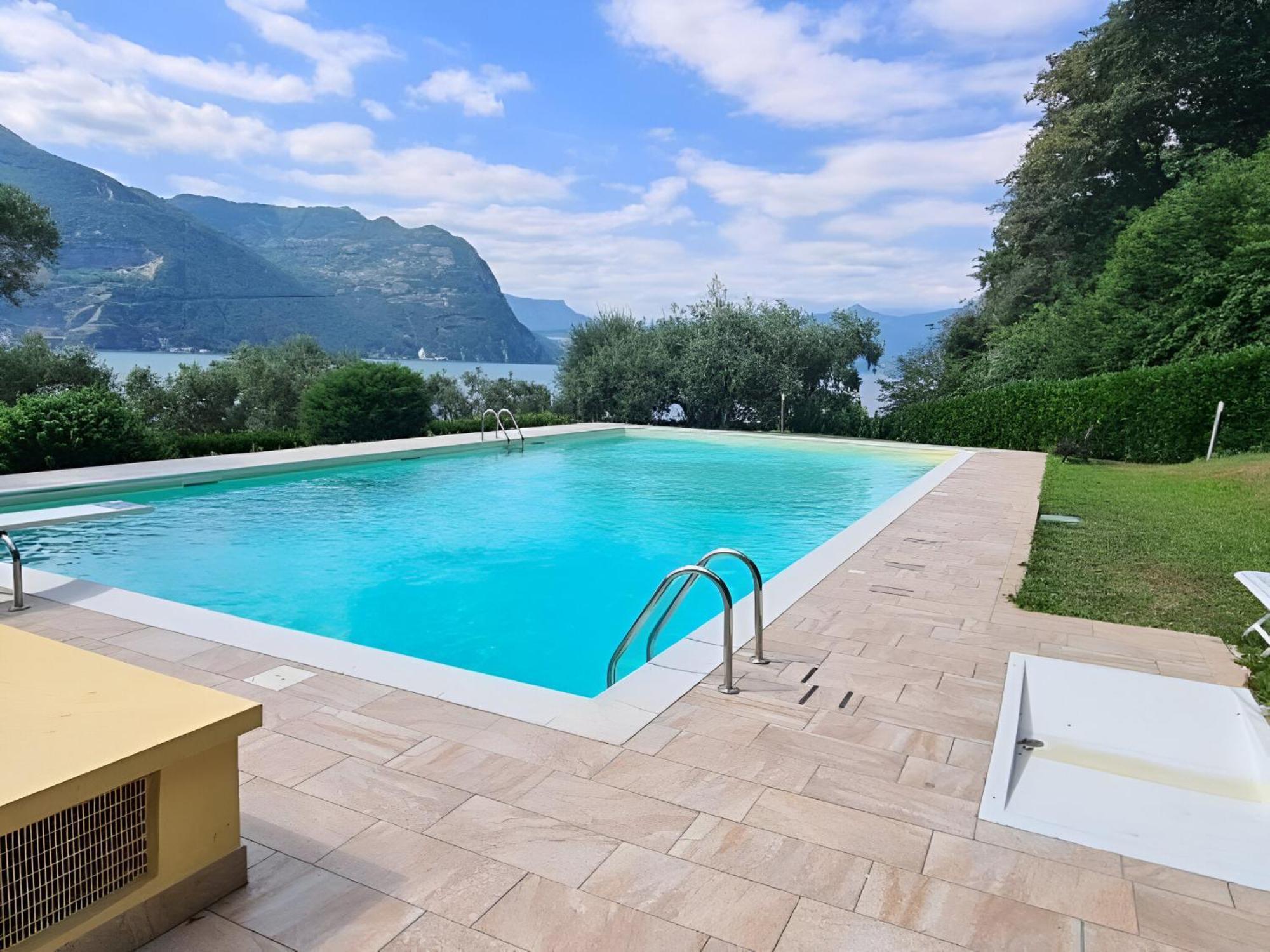 Casa Pg - Appartamento Vista Lago Monte Isola Zewnętrze zdjęcie